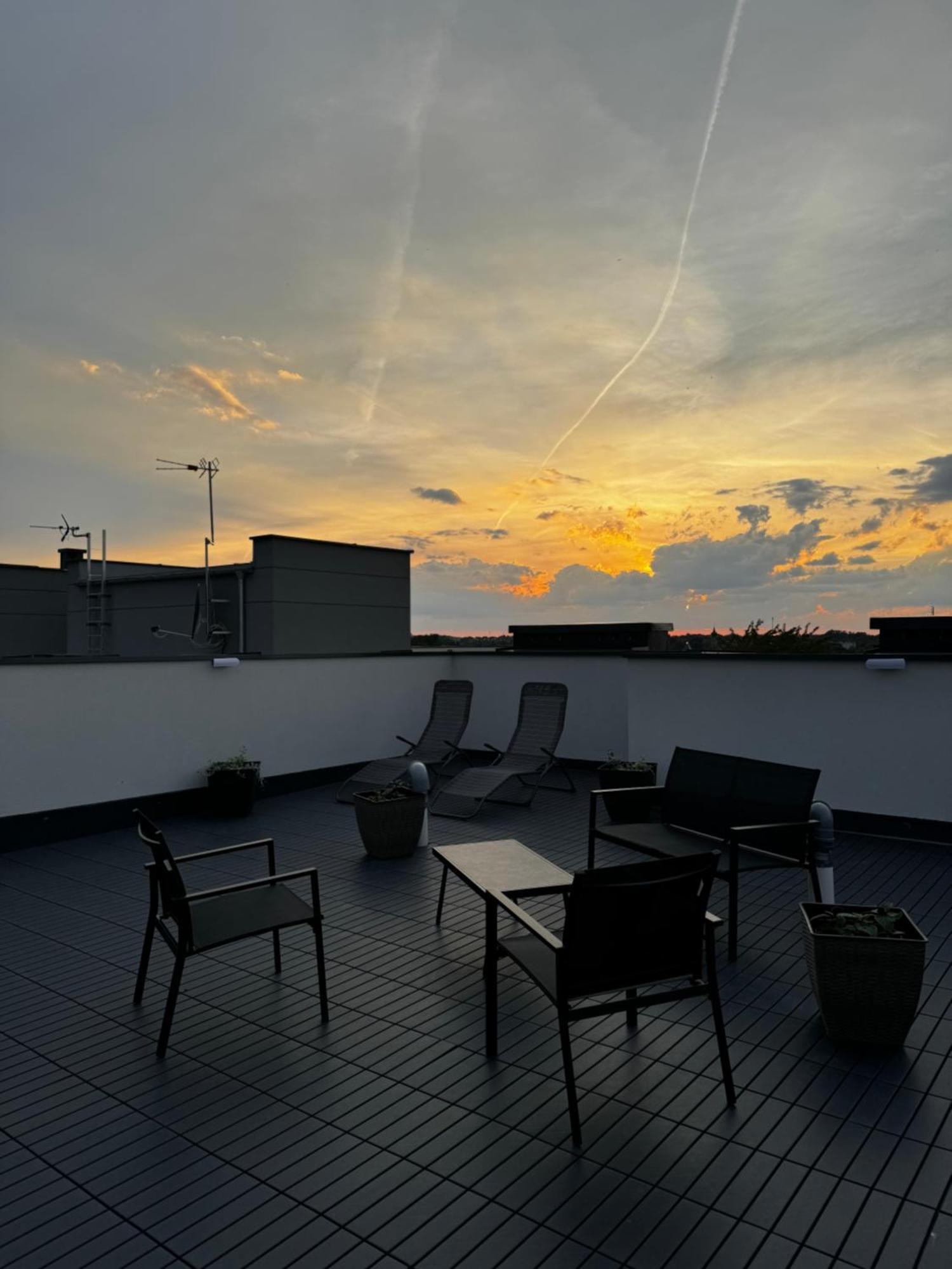 Apartament Z Tarasem 23 Болеславець Екстер'єр фото